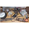 Image 3 : Wood Box "Coca-Cola" Riveter, Oilers, Pressure Gauge, Tin Snips, Lic Plates, etc