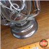 Image 3 : Barn Lantern No. 210 Supreme (13-1/2"H)