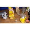Image 3 : Tray Lot: Avon Lotion, Perfume, Foaming Bath Oil, Cologne & Aftershave (Empty) See Pics
