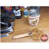 Image 5 : Tray Lot: Vintage Household Cleaners (Furniture Polish, Arm & Hammer Washing Soda, Metal Polish, etc