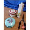 Image 7 : Tray Lot - Lady Theme (Corset, Talc, Cold Cream, Gloves, Boot String Hook, etc) See Pics