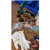 Image 7 : Tray Lot - Ladies & Avon (Powder Bellow, Antique Curling Iron, Brush, Hair Bandos, Gloves, Watches, 