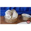 Image 3 : China Set "Blossom Time Royal Swan" : (8 Dinner Plates, 8 Cake Plates, 8 Cups/Saucers, 8 Soup Bowls,