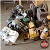 Image 1 : Pallet Lot: Variety of Different Types of Engines : Hit & Miss, Water Pump, Washing Machine Engines 