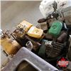 Image 8 : Pallet Lot: Variety of Different Types of Engines : Hit & Miss, Water Pump, Washing Machine Engines 