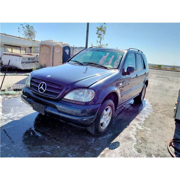 2000 Mercedes Benz M Class