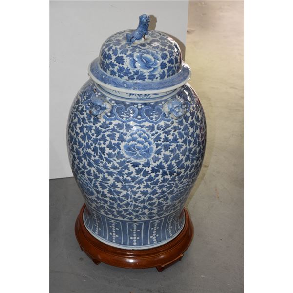 LARGE COVERED BLUE & WHITE JARS WITH STANDS (PAIR) (DAMAGED/CHIPS)