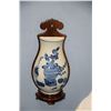 Image 3 : BLUE & WHITE WALL POCKET VASES (2 PCS)
