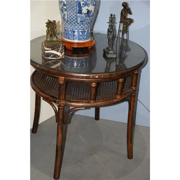 MCGUIRE ROUND RATTAN SIDE TABLE W/GLASS TOP (26 1/2" D)