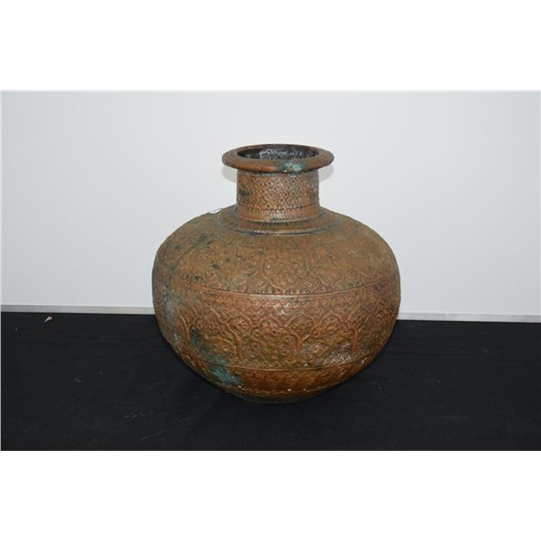 MIDDLE EASTERN COPPER VESSEL