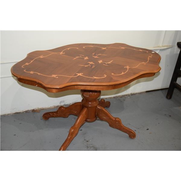 COFFEE/TEA TABLE WITH MARQUETRY INLAY