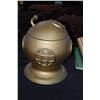 Image 1 : DIVERS HELMET ICE BUCKET