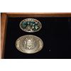 Image 2 : COLLECTION OF HAWAIIAN MEDALLIONS & BELT BUCKLES (15 PCS)