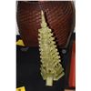 Image 1 : NINE LEVEL GREEN PAGODA, CHINESE STYLE, FAUX JADE (15" H) (FROM REV. CLARENCE GUERREIRO/TERENCE KNAP