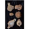 Image 1 : 4 ANCIENT CLAY FIGURES, 2 ANCIENT CLAY LAMPS (6 PCS)