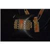 Image 2 : CHINESE FILAGREE NECKLACE & BRACELET (2 PCS)