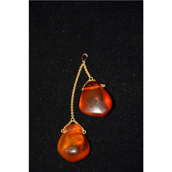 14K AMBER PENDANT