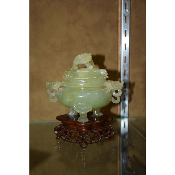 SERPINTINE FU DOG CENSER ON STAND (4")