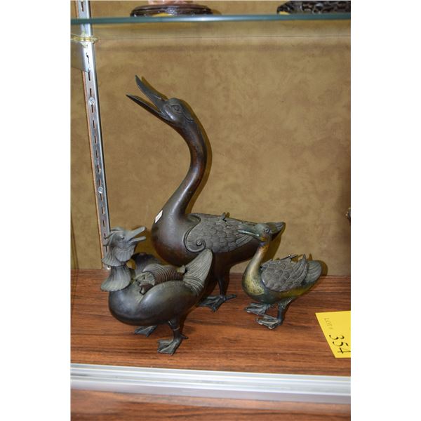 BRONZE DUCKS & GEESE CENSERS (6" - 14") (3 PCS)