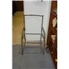 Image 1 : WALTER LAMB ARM CHAIR FRAME