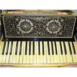 Early Wurlitzer Accordion