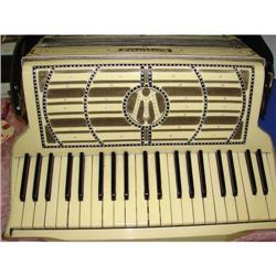Wurlitzer Accordion