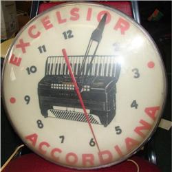 14 1/2  Accordion Clock Bubble Glass