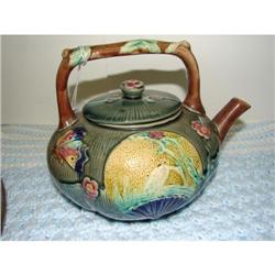 Majolica Teapot "Crane & Fan"