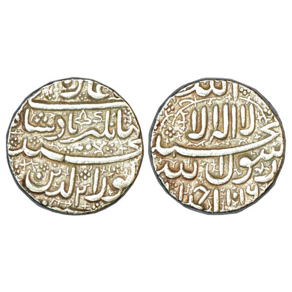 Mughals: Farrukhsiyar (1713-1719 AD), silver rupee, Dar ul-Fath Ujjain mint, AH (11)26/RY 3, 11.51g.