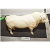 Image 1 : LARGE VINTAGE PLASTIC BULL - 13"L x 7"T - SCARCE CHAROLAIS