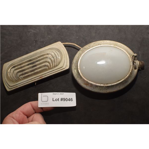 ANTIQUE AUTO INTERIOR LIGHT