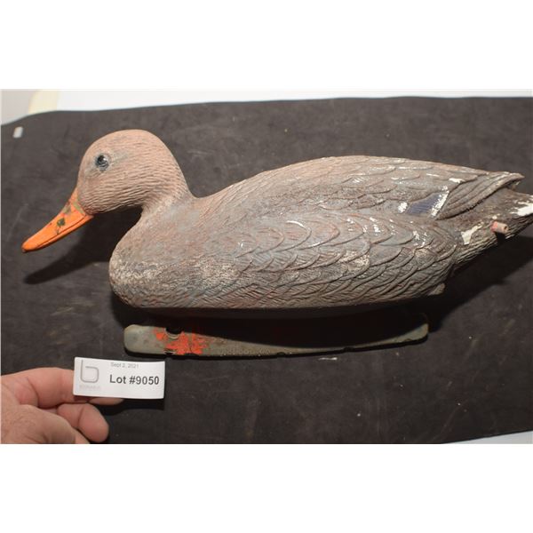 VICTOR RUBBER DUCK DECOY