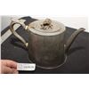 Image 1 : 1919 ANTIQUE PRESENTATION TEAPOT