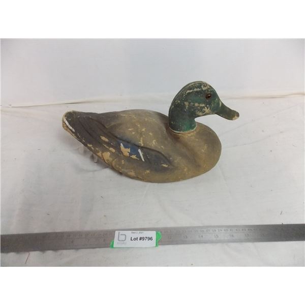 antique cardboard duck - animal trap co - victor