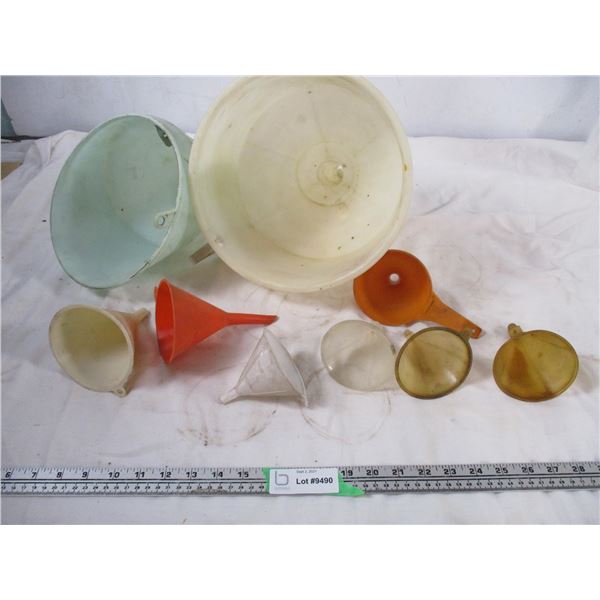 Misc Size Plastic Funnels