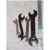 Image 3 : (4) Vintage Wrenches (2 are stamped J Deere)