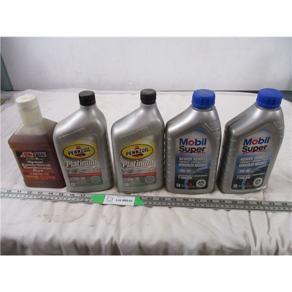 5W20 Motor Oil 1 Litre Containers Amsoil Trans Flush (All Full)