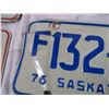 Image 2 : (2) Pairs of Sask Licence Plates 1975, 76 Plus 1 Other 1975