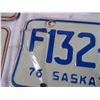 Image 2 : (2) Pairs of Sask Licence Plates 1975, 76 Plus 1 Other 1975