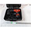 Image 1 : black n decker 9.6V drill in case with charger