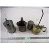 Image 1 : (4) Oil Cans