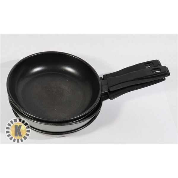 SET OF EGG PANS