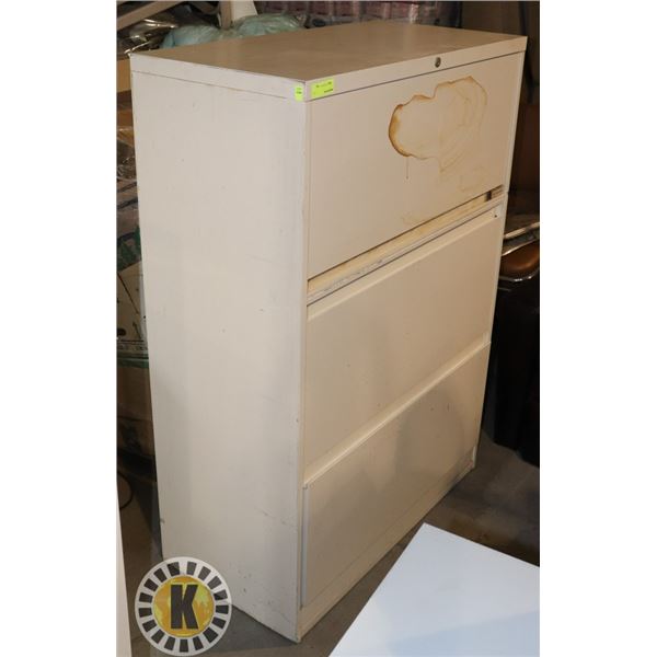 HEAVY DUTY METAL FILE CABINET