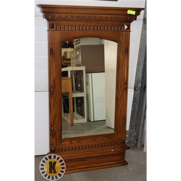DECORATIVE WOOD FRAME MIRROR