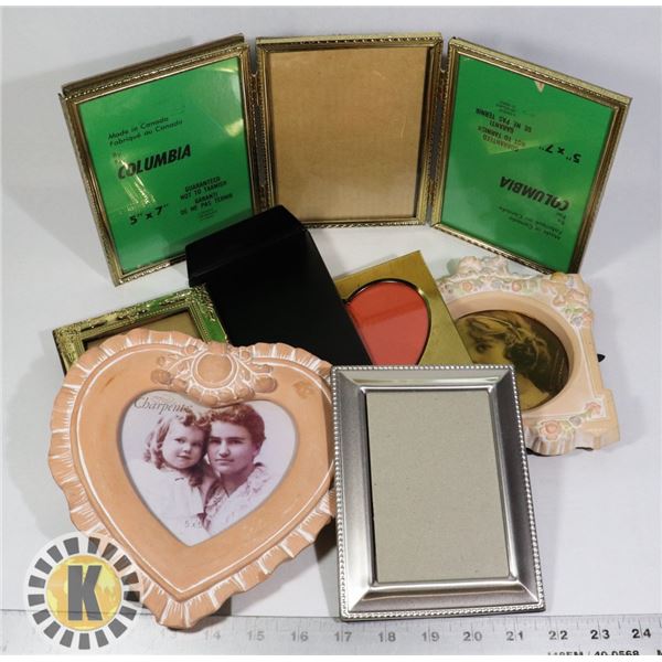 BOX OF ASSORTED SMALL PICTURE FRAMES