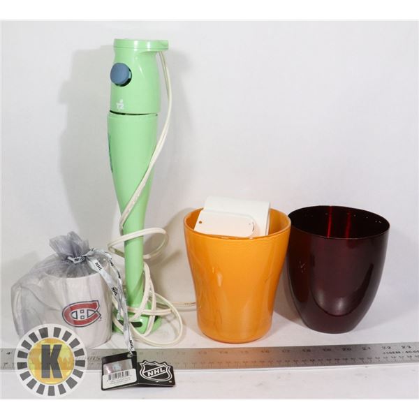 VASES, MUG, AND TUPPERWARE T2001