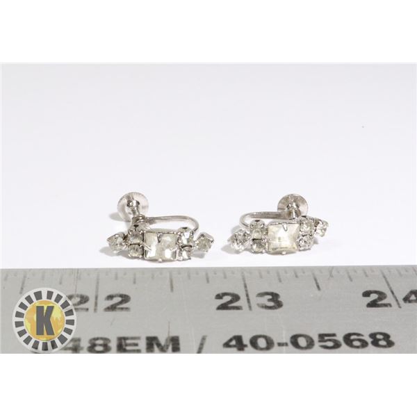 955-108 SILVER COLOUR CRYSTAL CLIP ON EARRINGS
