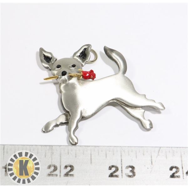 930-107 DOG W/ ROSE BROACH
