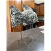 Image 7 : CERAMIC FISH DƒCOR ON STAND
