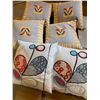 Image 2 : Decorative Pillows x6 - Artificial Flowers - Thanksgiving Decoration